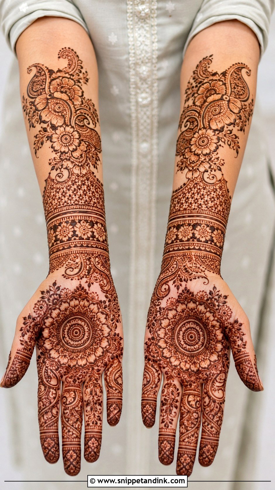 Bridal Khafif Mehndi Design - Snippet and Ink - 35 Khafif Mehndi Design Ideas