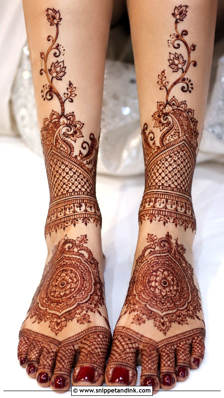 Bridal Leg Mehndi Design - Snippet and Ink - 35 New Bridal Mehndi Designs