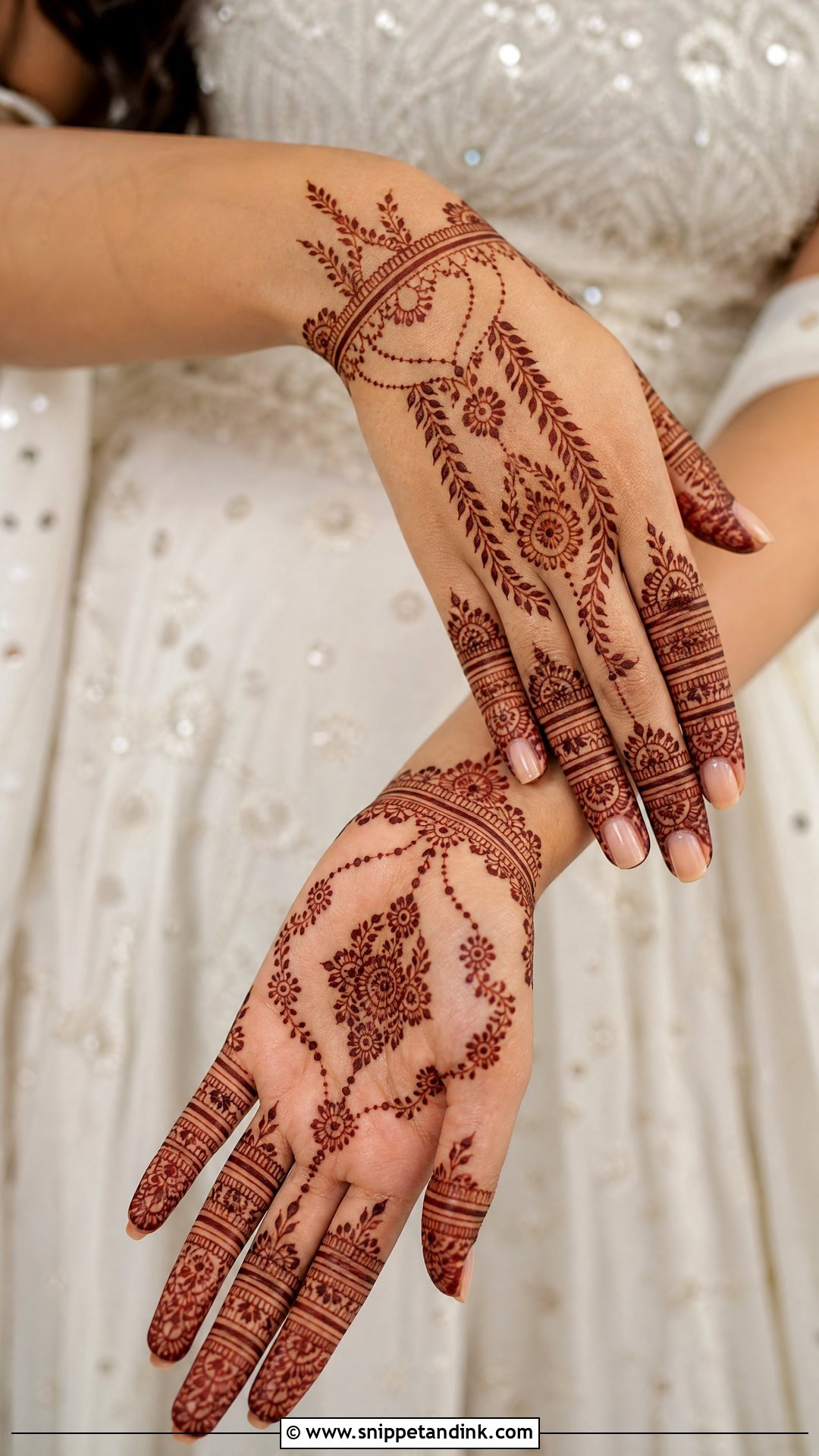 Bridal Mehndi Design With Finger Details - Snippet and Ink - 20 Normal Bridal Mehndi Designs