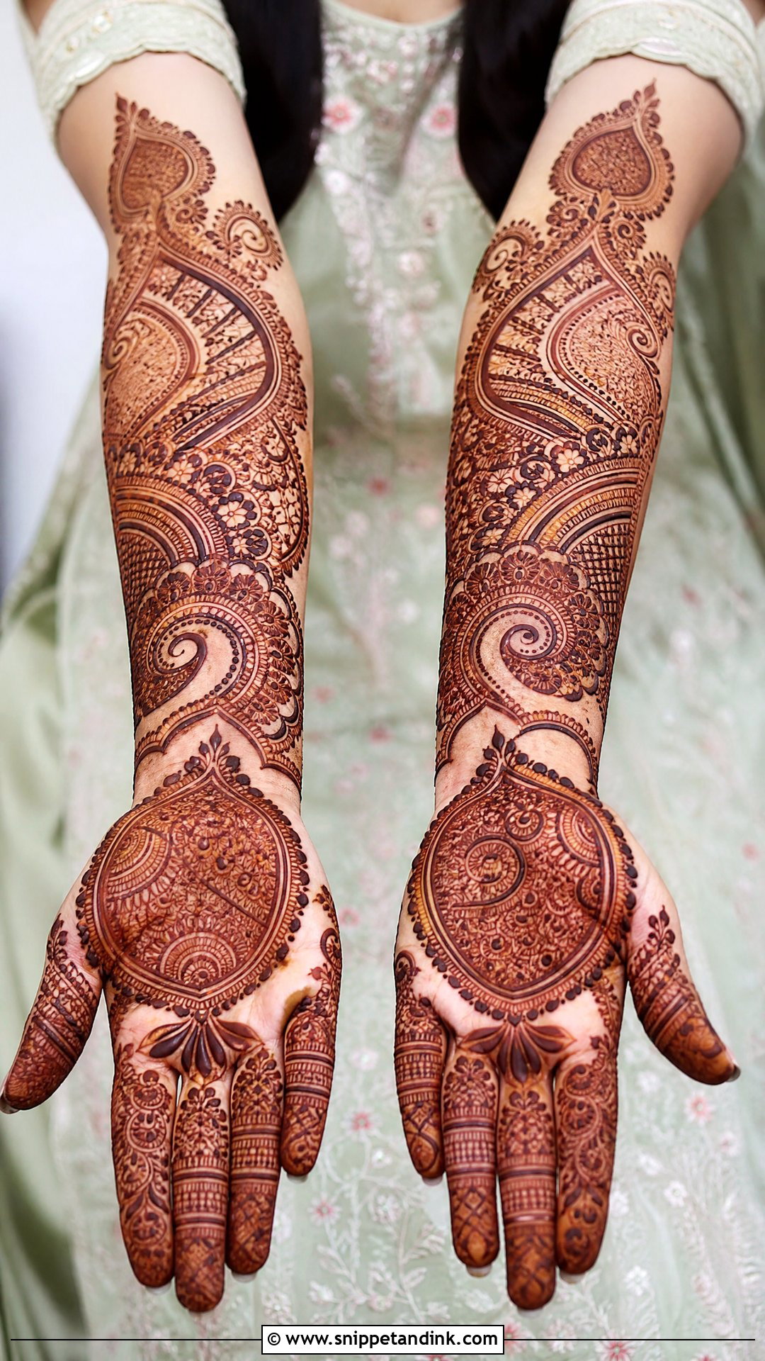 Bridal Paisley Mehndi Design Full Hand - Snippet and Ink - 20 Wedding Mehndi Designs Bridal Hands