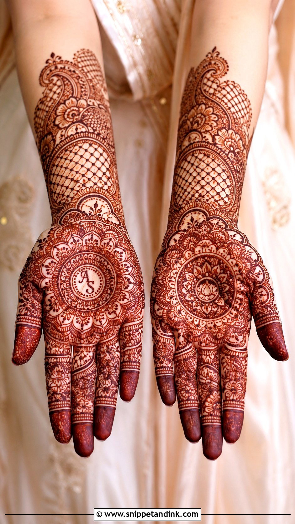 Bridal Palm Mehndi Design - Snippet and Ink - 35 Only Palm Mehndi Design Ideas