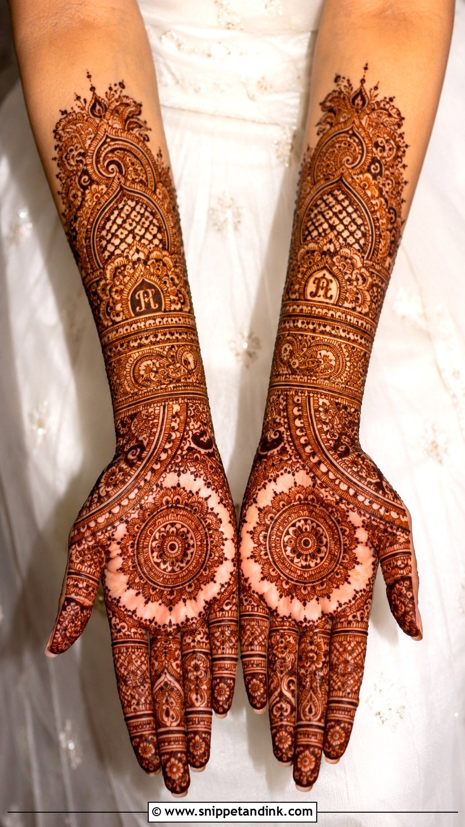 Bridal Tikki Mehndi Design - Snippet and Ink - 35 Tikki Mehndi Design Ideas