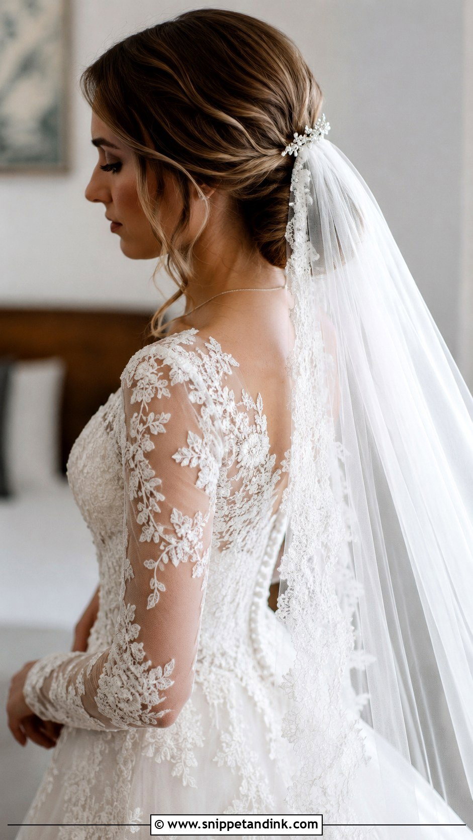 Bridal Updo With Veil - Snippet and Ink - 30 Brautfrisur Hochgesteckt Ideas