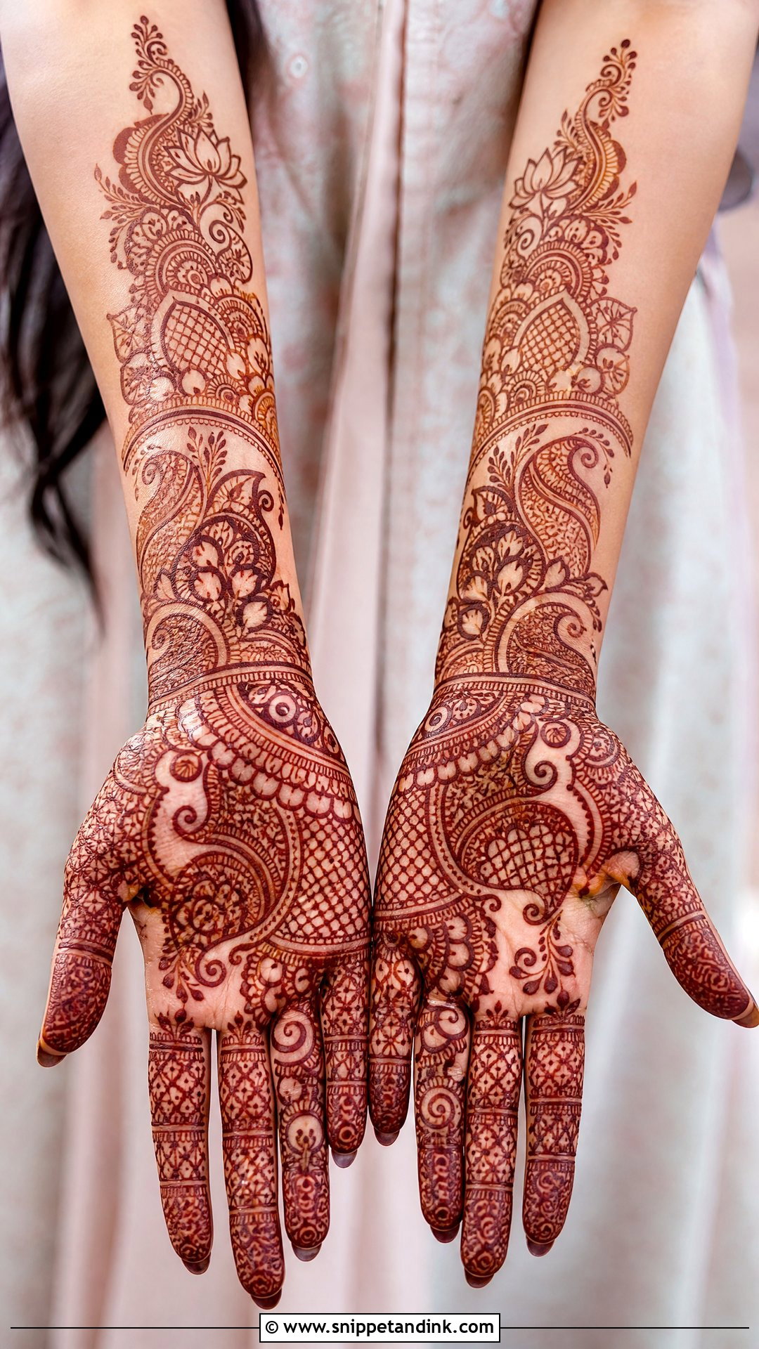 Bride Mother Full Hand Mehndi Design - Snippet and Ink - 20 Bride Mother Mehndi Designs