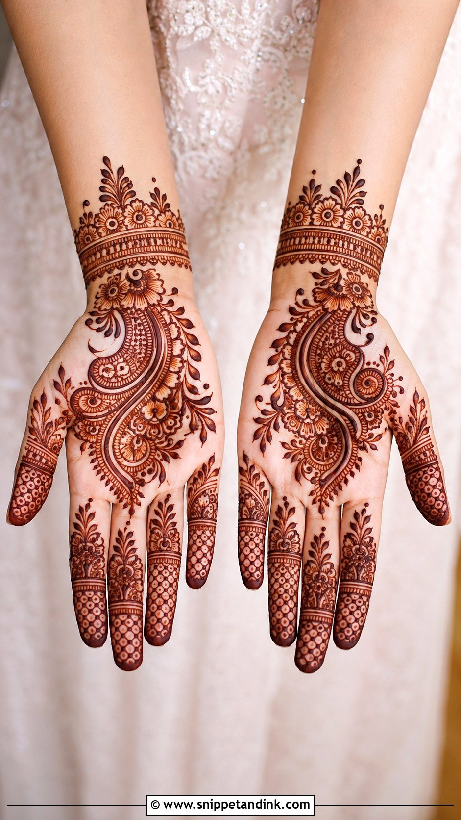 Bridesmaid Front Hand Mehndi Design - Snippet and Ink - 35 Front Hand Mehndi Design Ideas