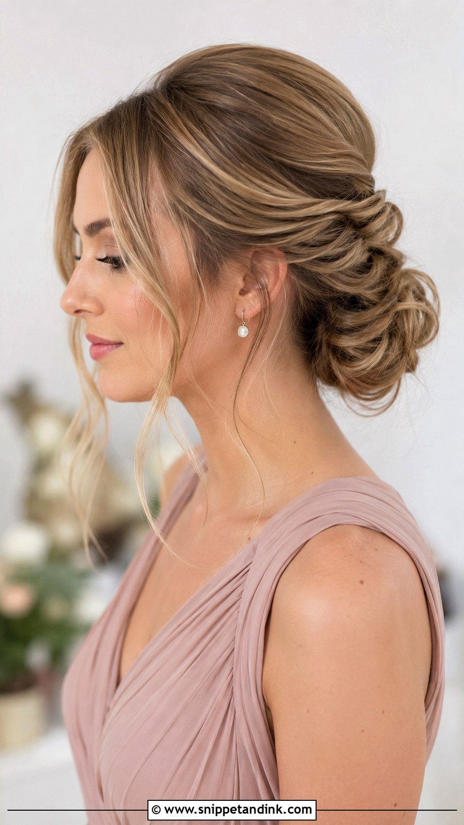 Bridesmaid Hair Low Bun Shoulder Length - Snippet and Ink - 25 Bridesmaid Hair Short Shoulder Length Ideas