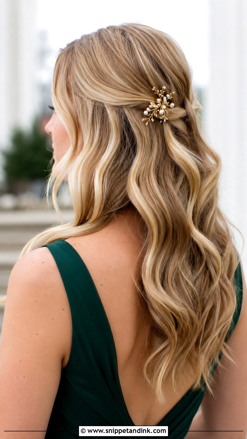 Bridesmaid Loose Waves With Hair Comb - Snippet and Ink - 20 Bridesmaid Hairstyles Down Loose Waves