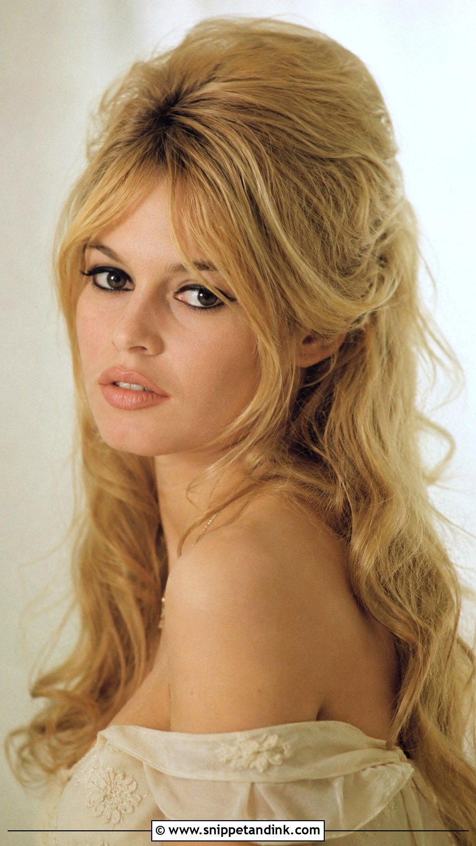 Brigitte Bardot Voluminous Waves - Snippet and Ink - 25 Vintage Waves Wedding Hair