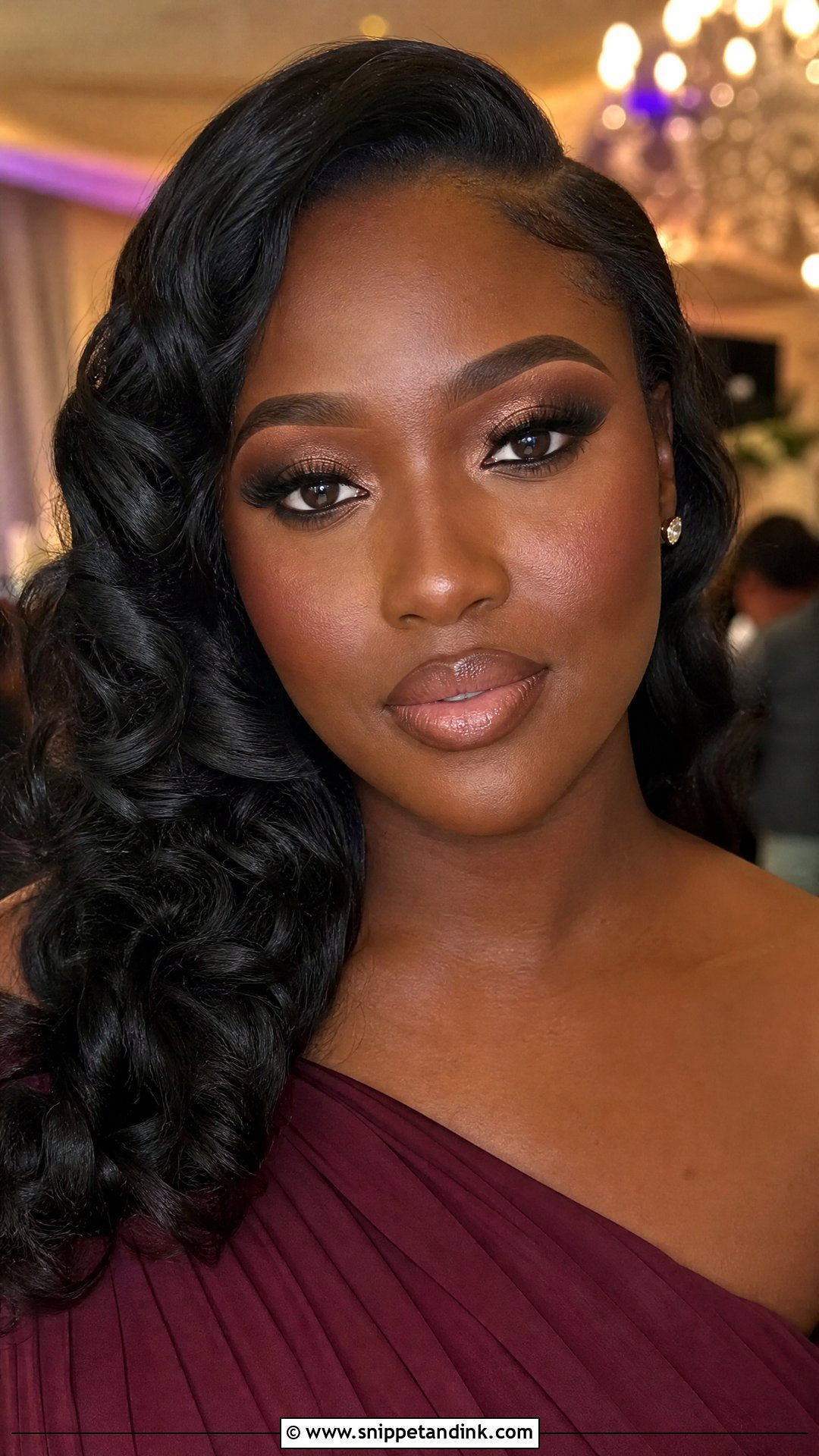 Brown Smokey Bridesmaid Makeup - Snippet and Ink - 35 Bridesmaid Makeup Ideas