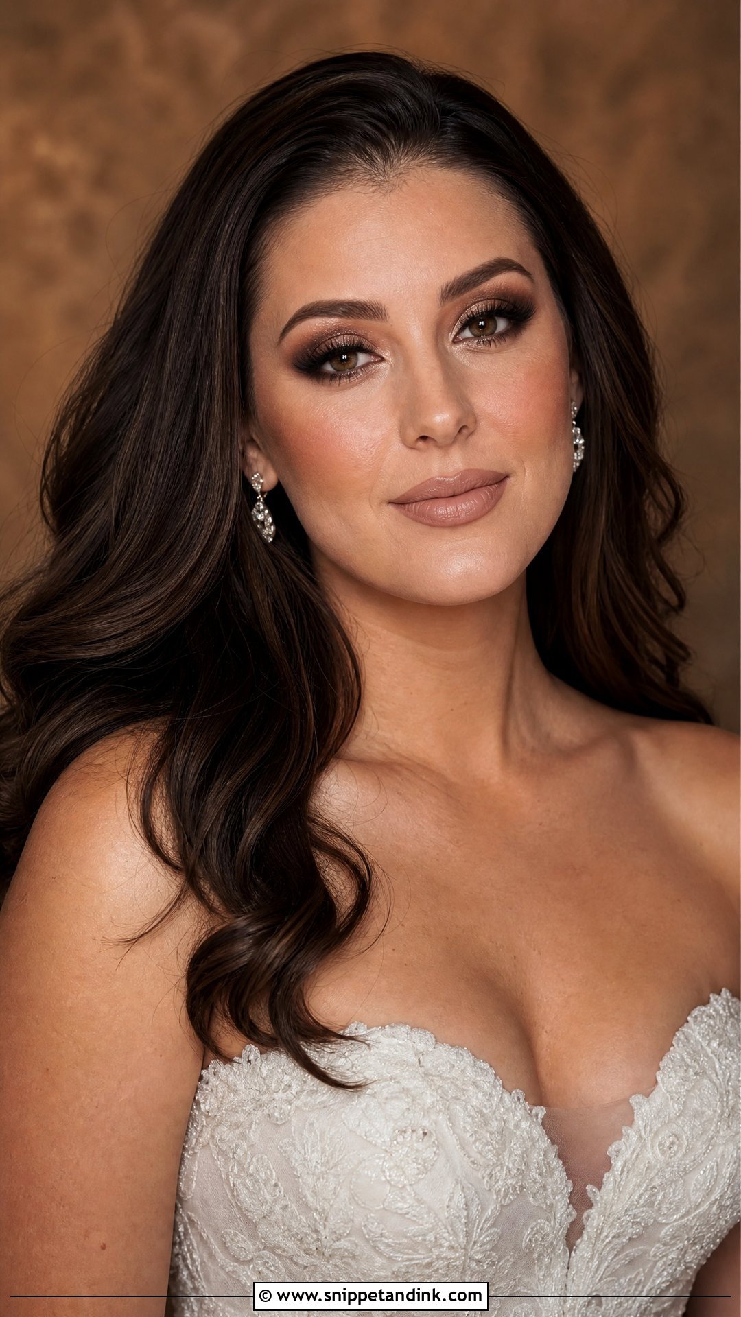 Brown Smokey Wedding Makeup - Snippet and Ink - 30 Wedding Make Up Ideas