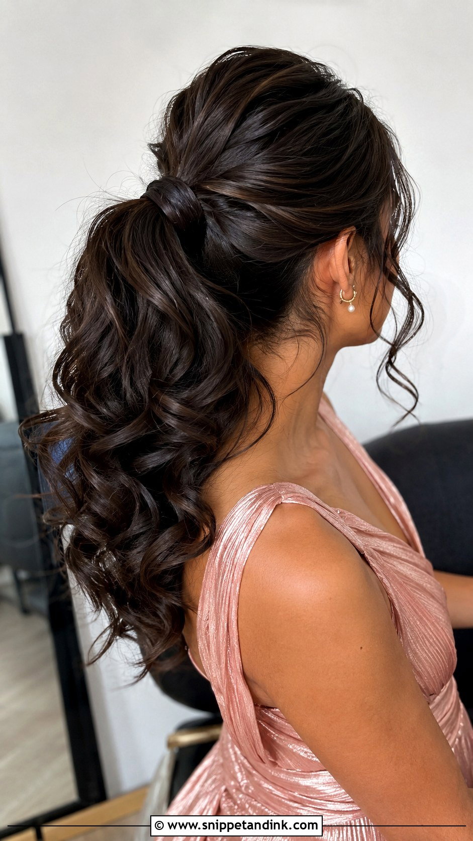 Brunette Curly Ponytail Bridesmaid Hair - Snippet and Ink - 20 Bridesmaid Hairstyles Brunette