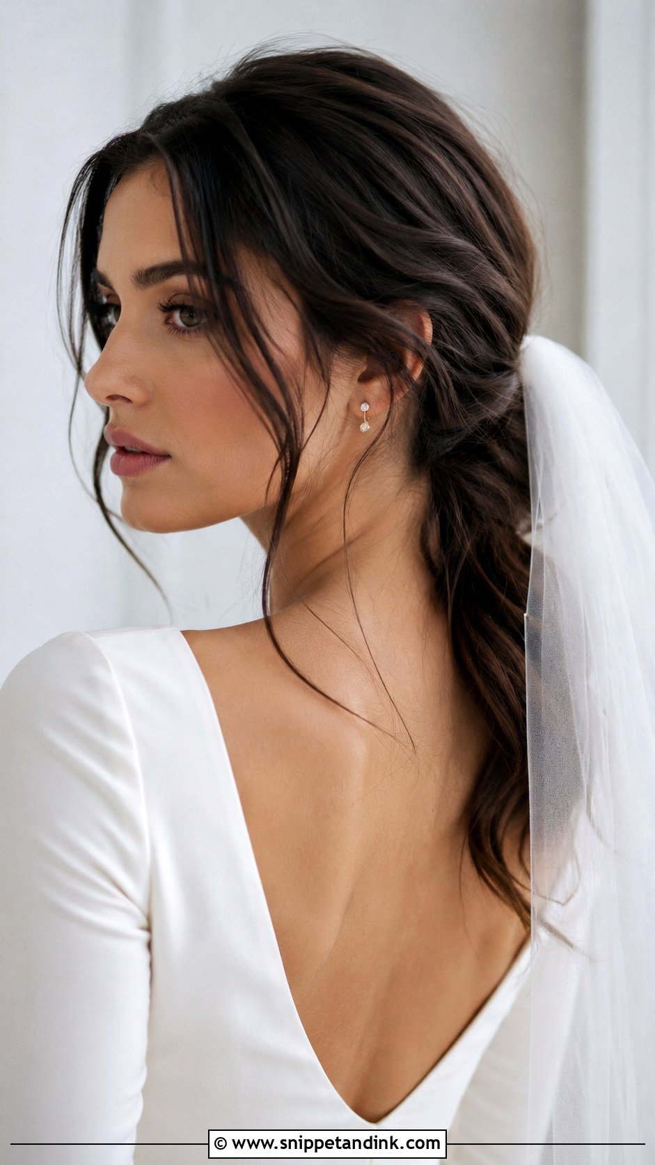Brunette Loose Low Ponytail - Snippet and Ink - 25 Brunette Bridal Hair Ideas