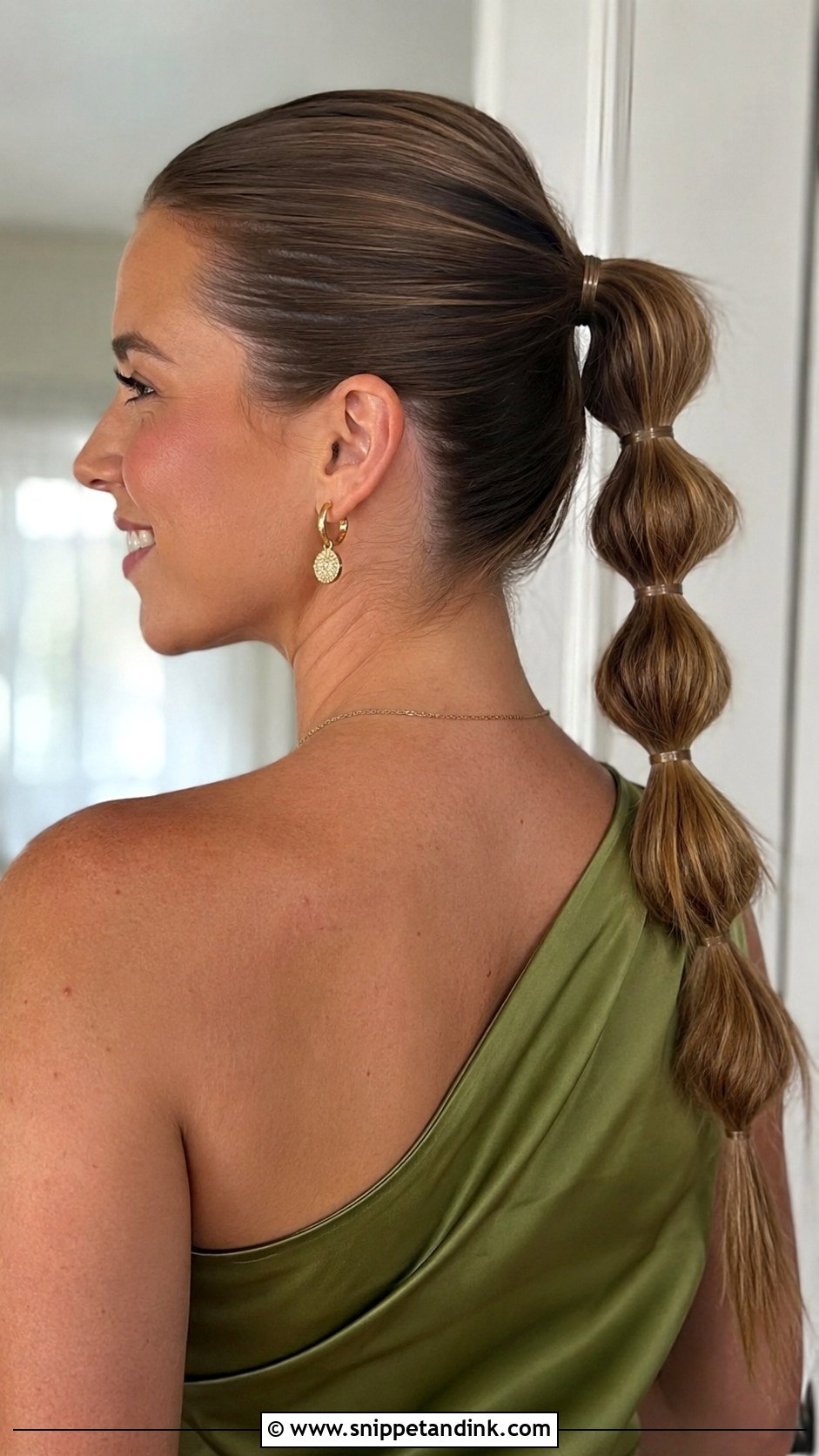 Bubble Ponytail - Snippet and Ink - 25 Hair Ideas for Wedding Guest