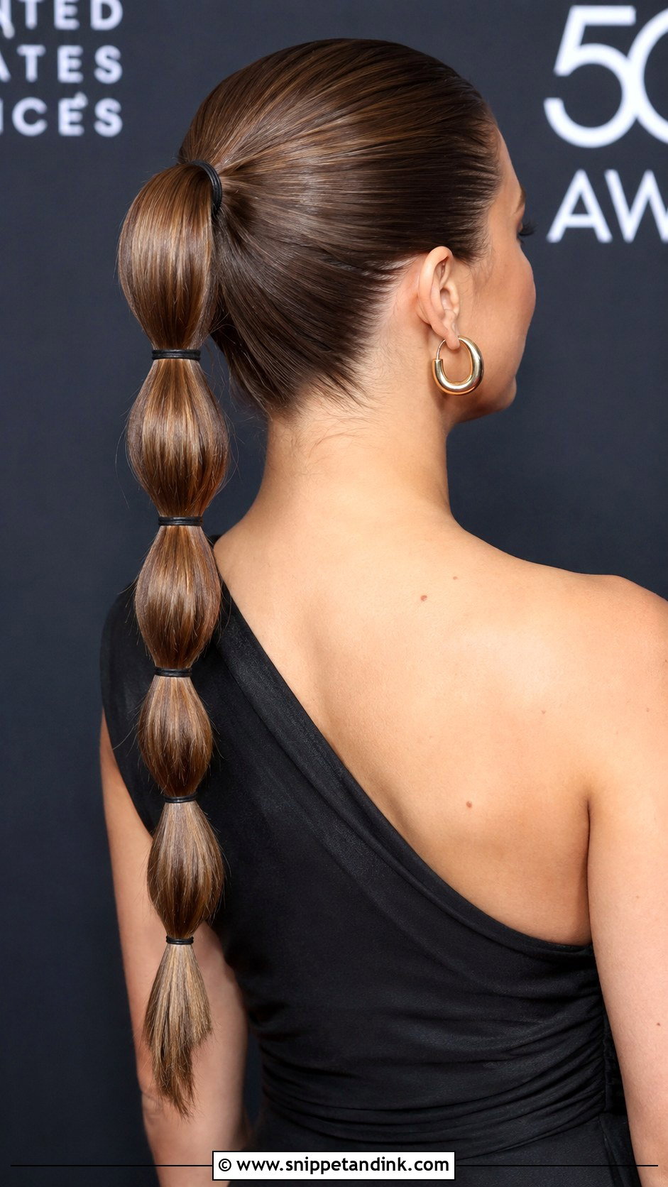 Bubble Ponytail - Snippet and Ink - 25 Hairstyle Ideas for Wedding Guest