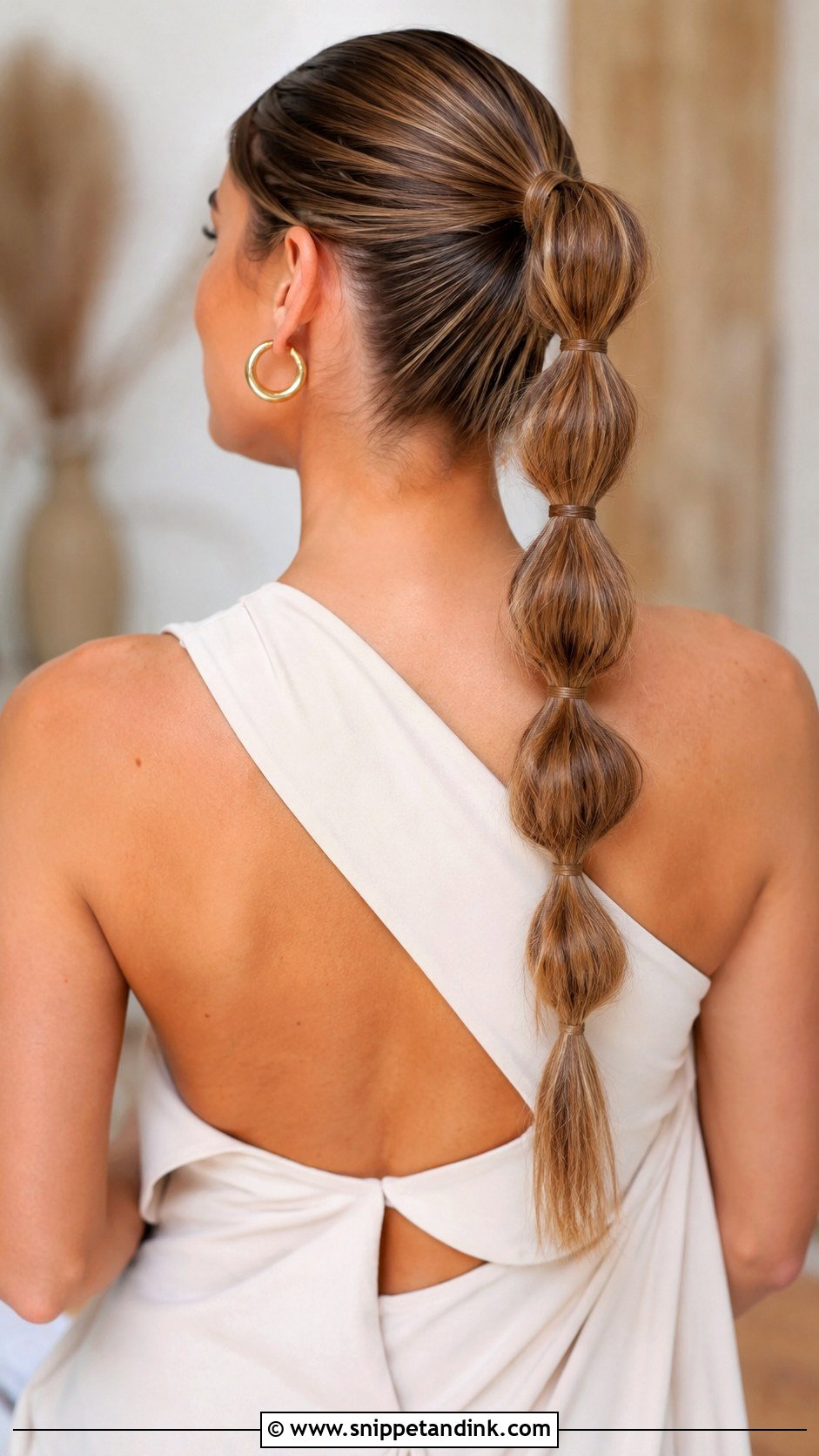 Bubble Ponytail - Snippet and Ink - 30 Wedding Guest Hairstyles