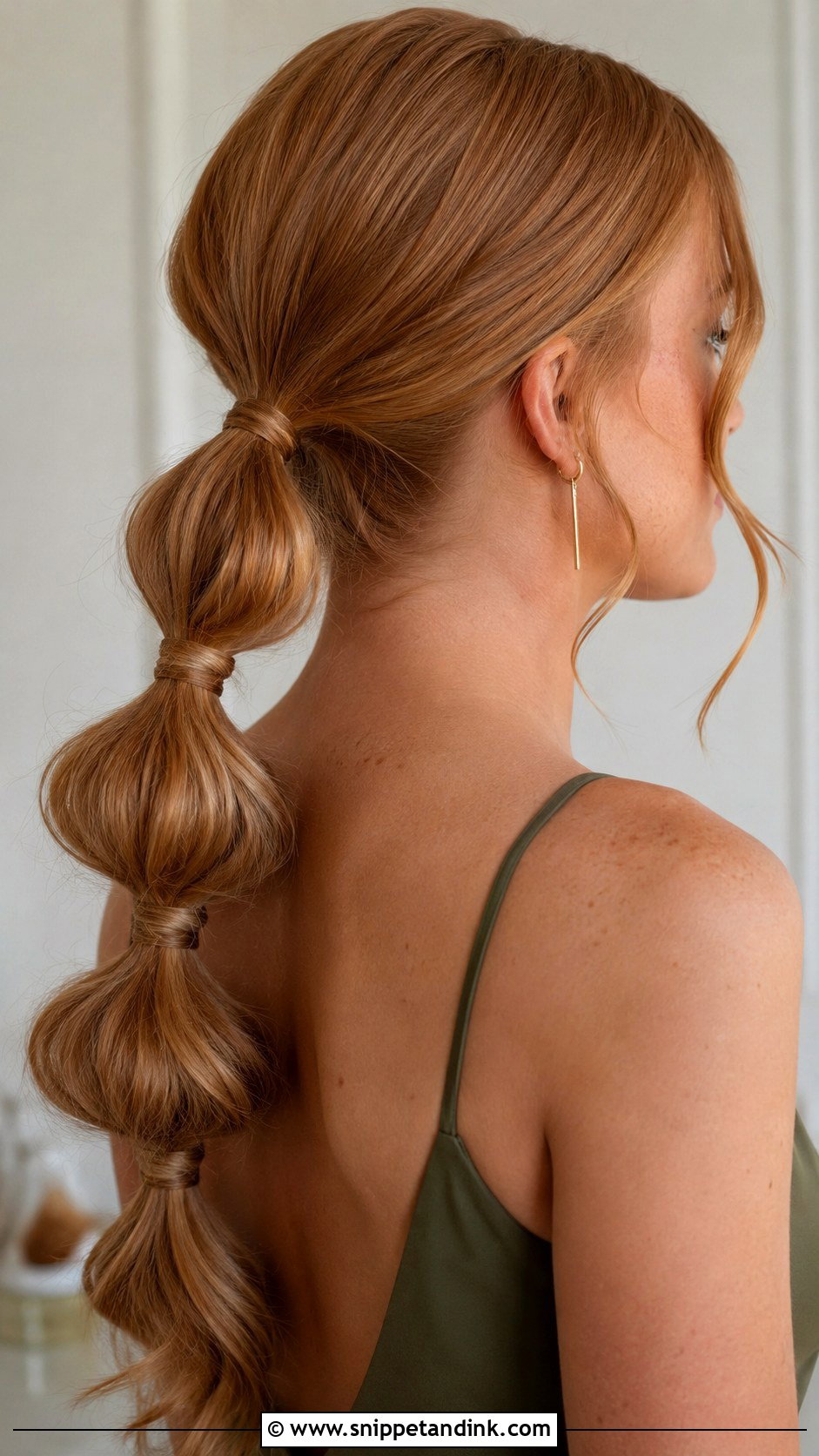 Bubble Ponytail Bridesmaid Hairstyle - Snippet and Ink - 25 Simple Bridesmaid Hairstyles