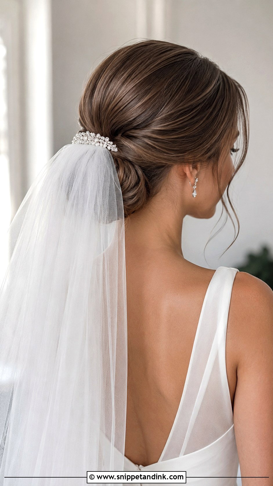 Bun Wedding Hair With Veil - Snippet and Ink - 15 Hair Buns for Wedding