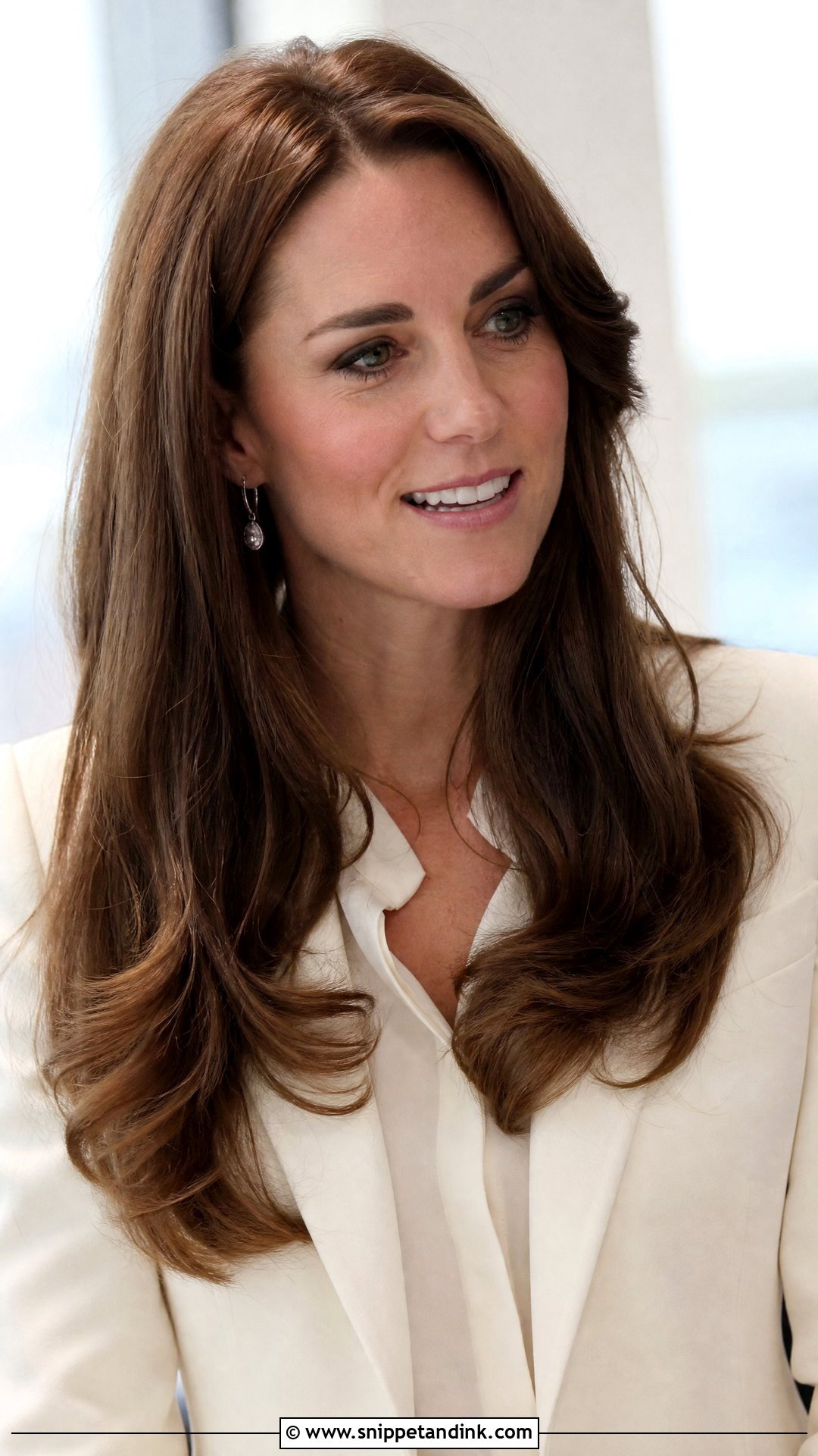 Catherine Middleton Signature Blowout - Snippet and Ink - 15 Catherine Middleton Hair Ideas
