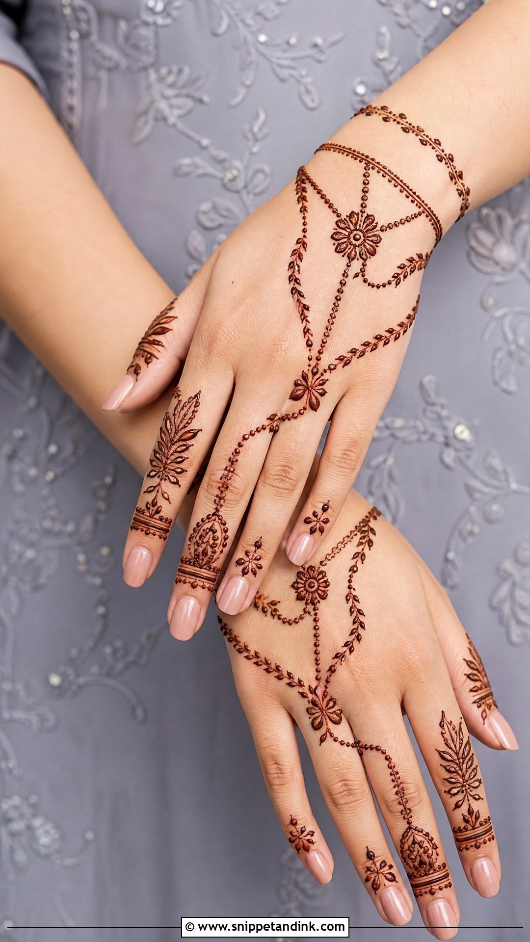 Chain Normal Mehndi Design - Snippet and Ink - 30 Normal Mehndi Design Ideas