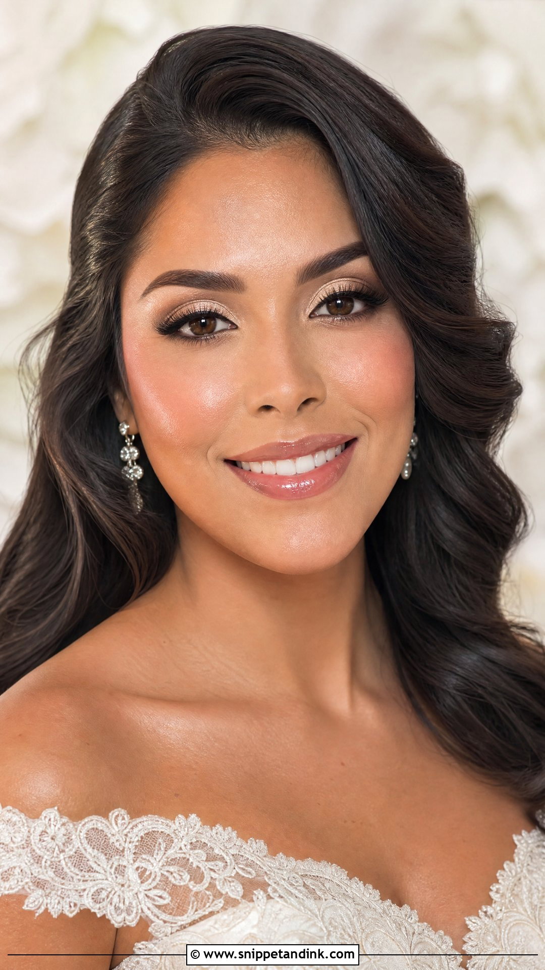 Champagne Bridal Eyeshadow - Snippet and Ink - 20 Bridal Eyeshadow Makeup Ideas