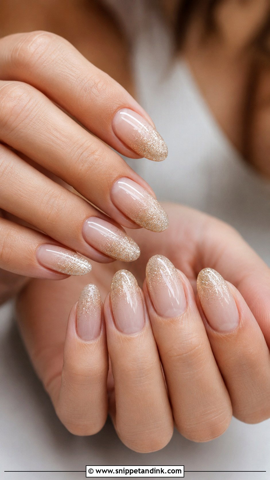 Champagne Glitter Ombre Bridesmaid Wedding Nails - Snippet and Ink - 20 Bridesmaids Wedding Nails