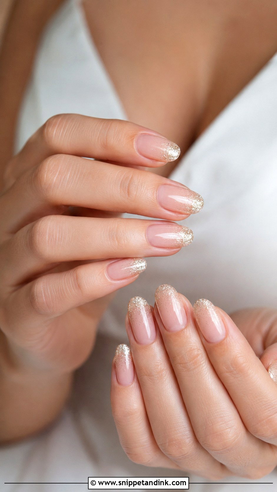 Champagne Glitter Ombre Bridesmaid Wedding Nails - Snippet and Ink - 20 Bridesmaid Wedding Nails Ideas