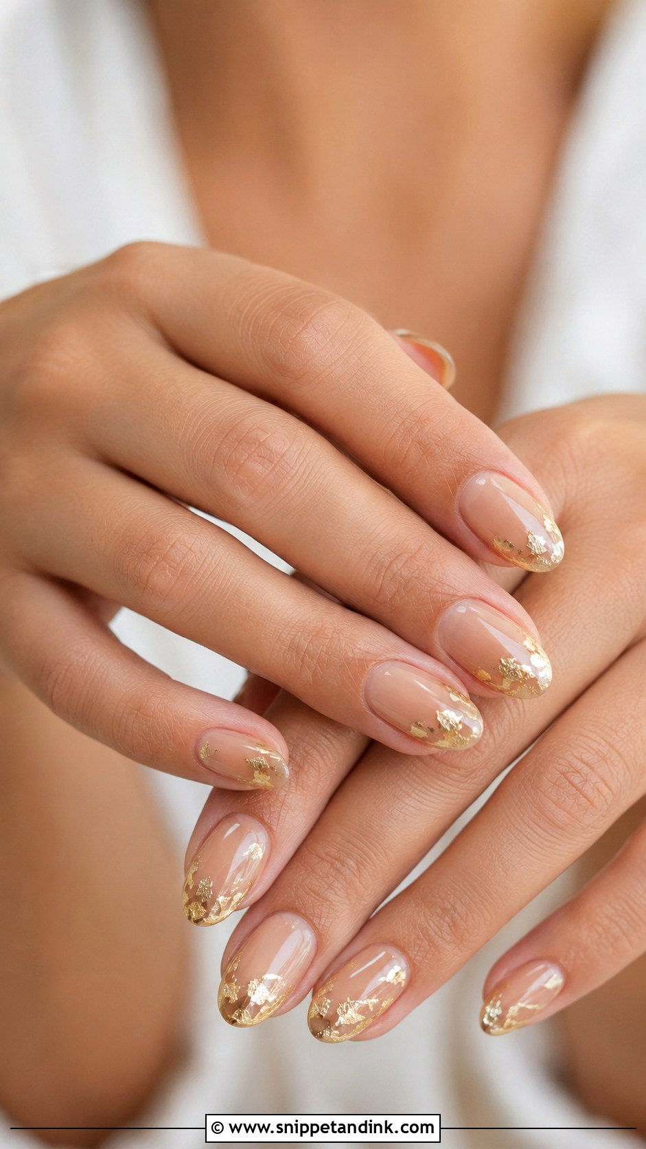 Champagne Gold Foil Wedding Nails - Snippet and Ink - 20 Champagne Wedding Nails