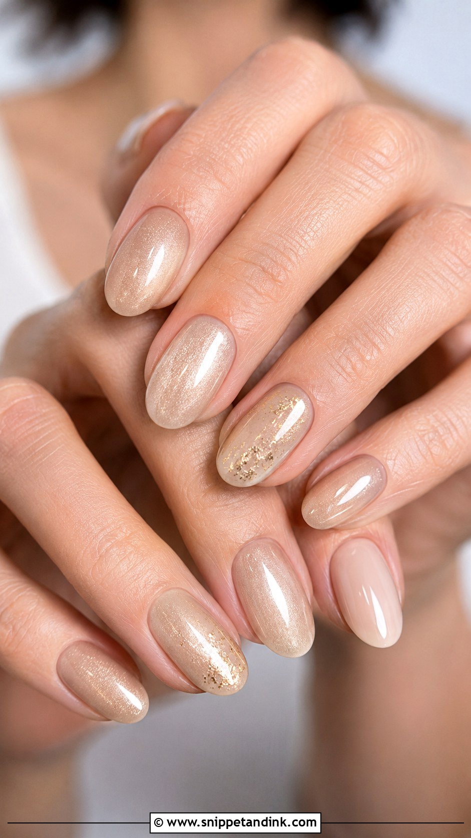 Champagne Vintage Wedding Nails - Snippet and Ink - 20 Vintage Wedding Nails for Bride