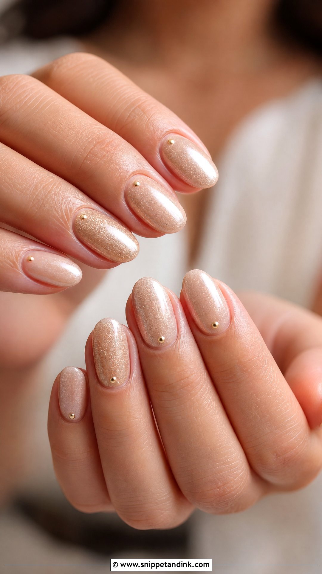 Champagne Wedding Nails - Snippet and Ink - 25 Unique Wedding Nails