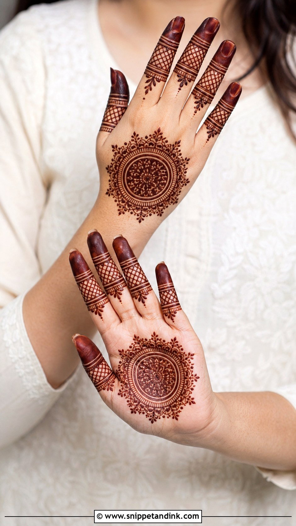 Circle Mehndi Design For Full Fingers - Snippet and Ink - 35 Circle Mehndi Designs