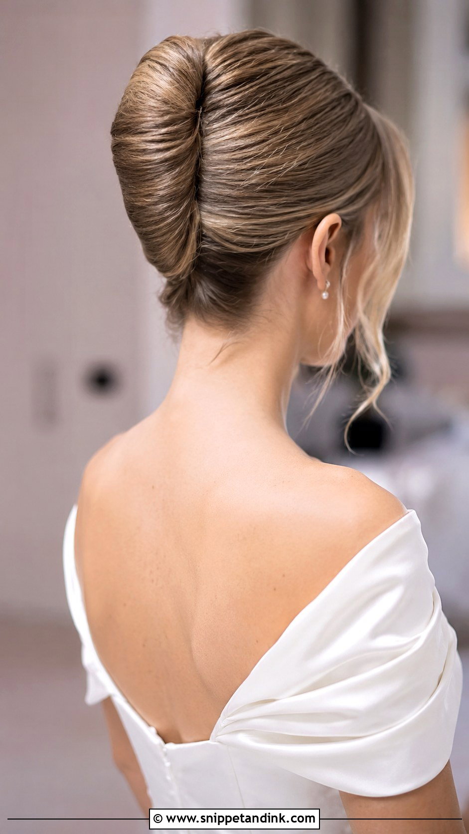 Classic French Twist for Brides - Snippet and Ink - 30 Hairstyle for Bride Ideas