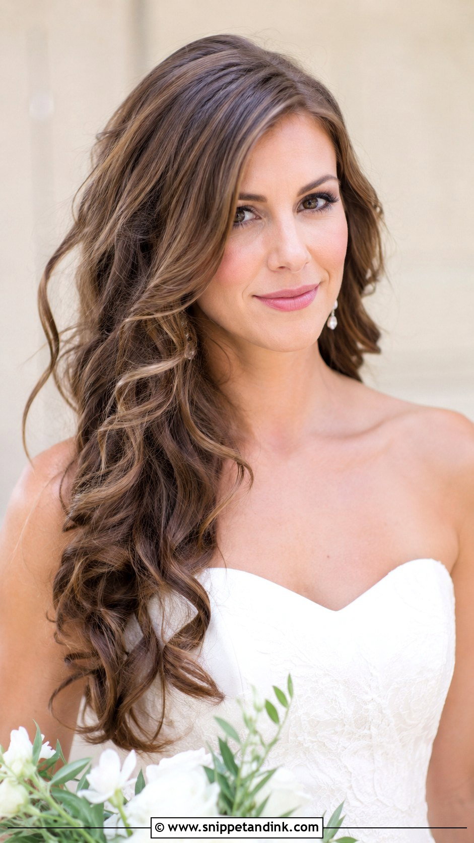 Classic Loose Beach Waves for Wedding - Snippet and Ink - 20 Beach Waves Hairstyles for Wedding