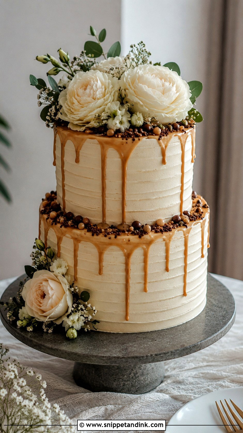 Coffee Sponge Wedding Cake - Snippet and Ink - 25 Sponge Cake Wedding Cakes