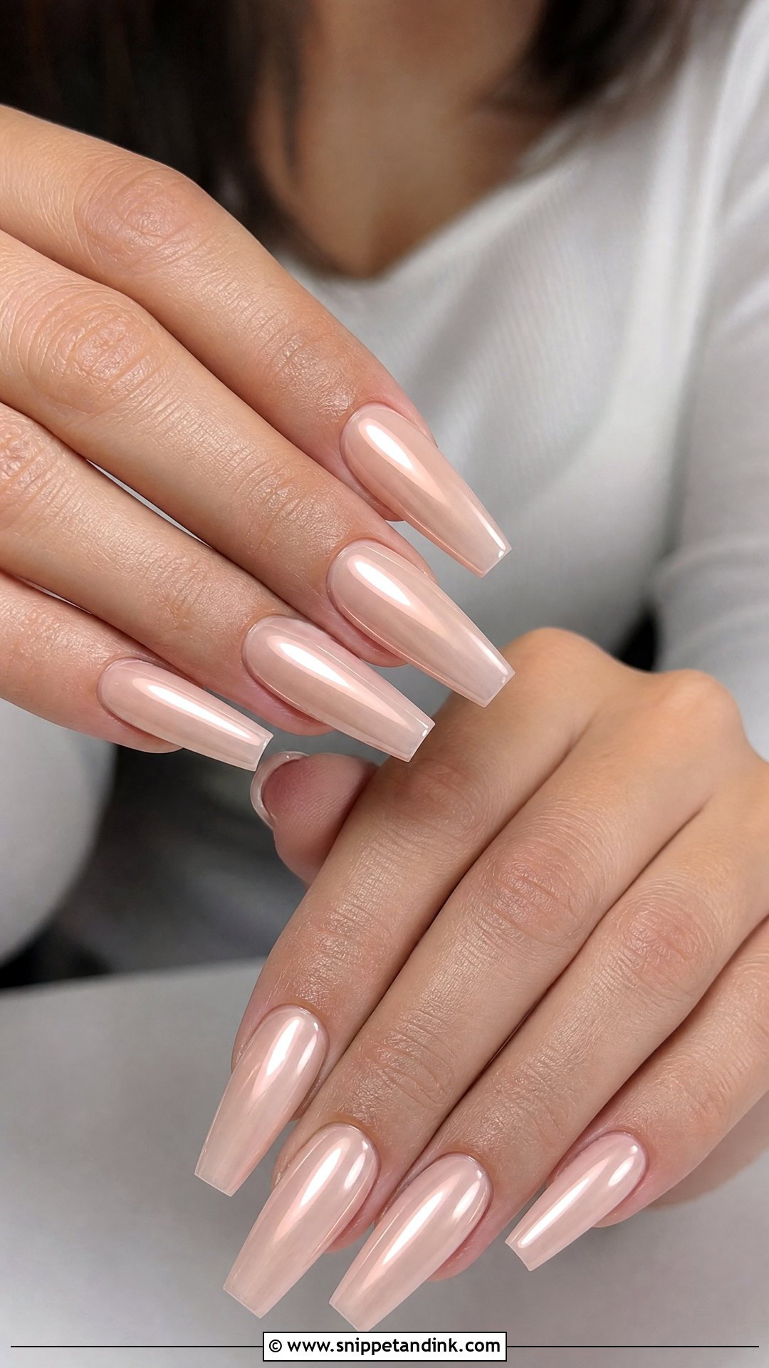 Coffin Chrome Wedding Nails - Snippet and Ink - 25 Chrome Wedding Nails