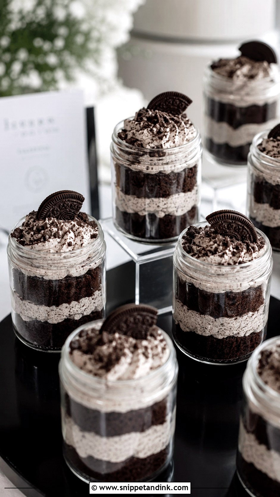 Cookies And Cream Wedding Cake In A Jar - Snippet and Ink - 25 Wedding Cake Ideas in a Jar