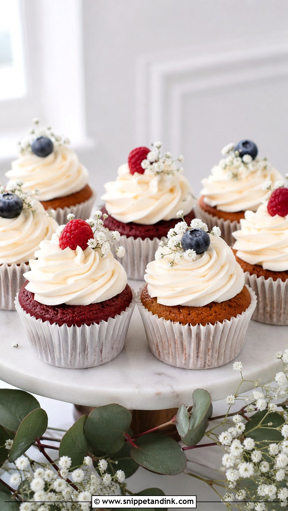 Cream Cheese Frosting Wedding Cupcakes - Snippet and Ink - 25 Wedding Cupcake Frosting
