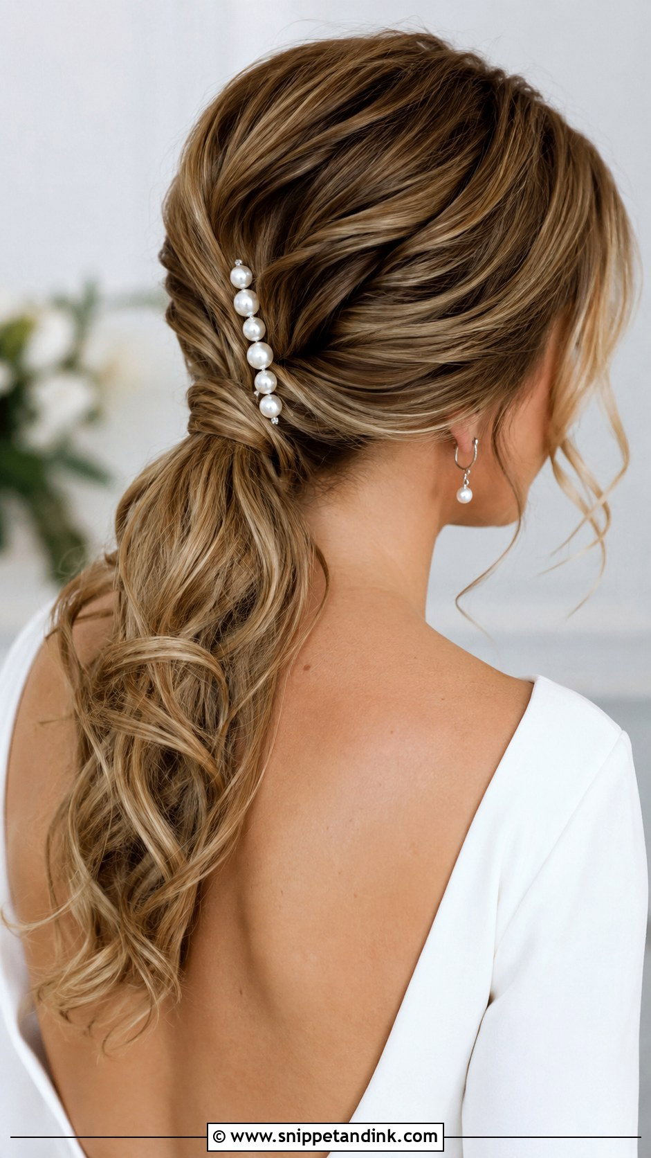 Curled Low Ponytail Wedding Hair - Snippet and Ink - 20 Curled Hairstyles for Wedding