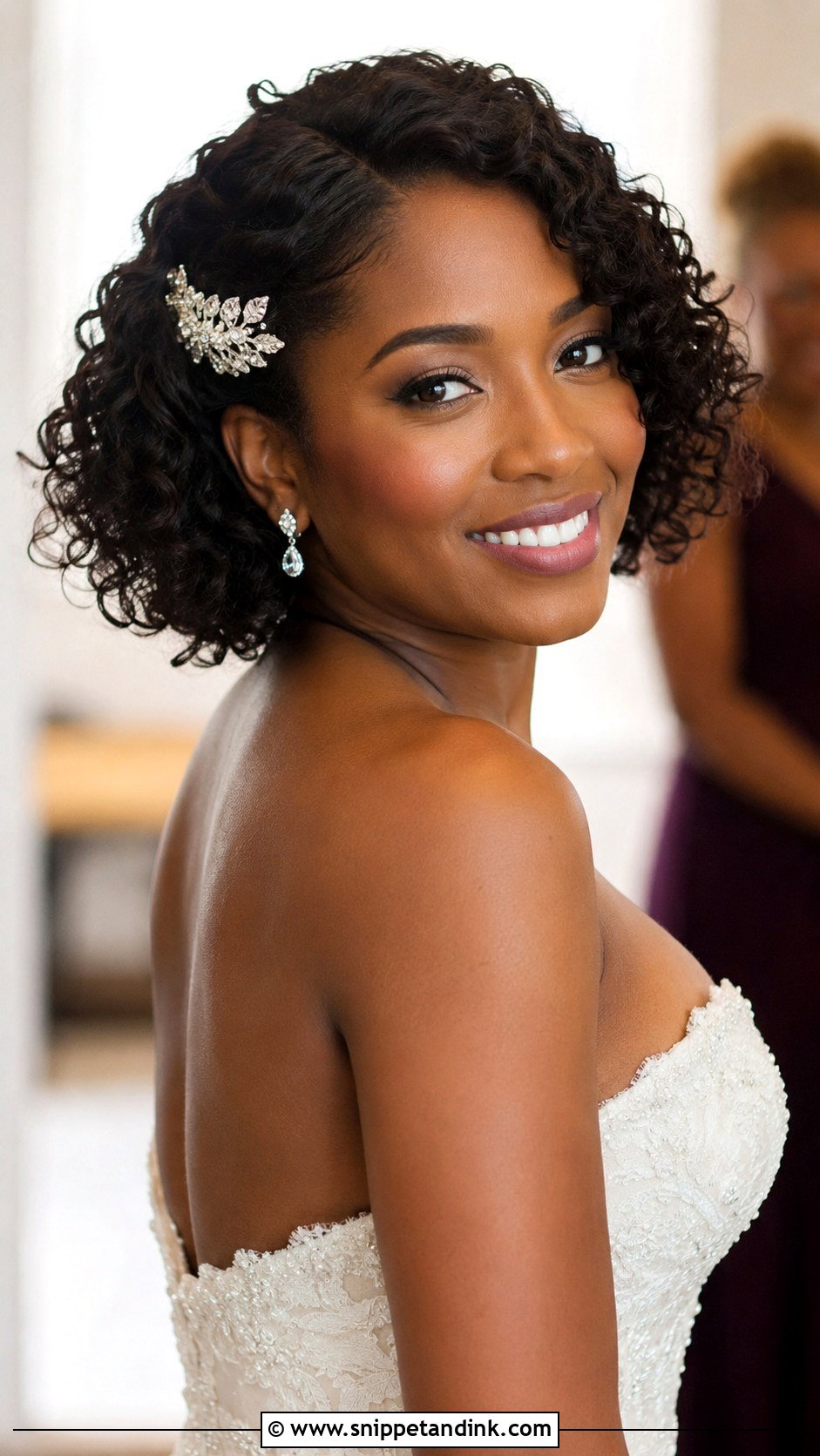 Curly Bob Wedding Style - Snippet and Ink - 25 Wedding Hairstyles for Black Women
