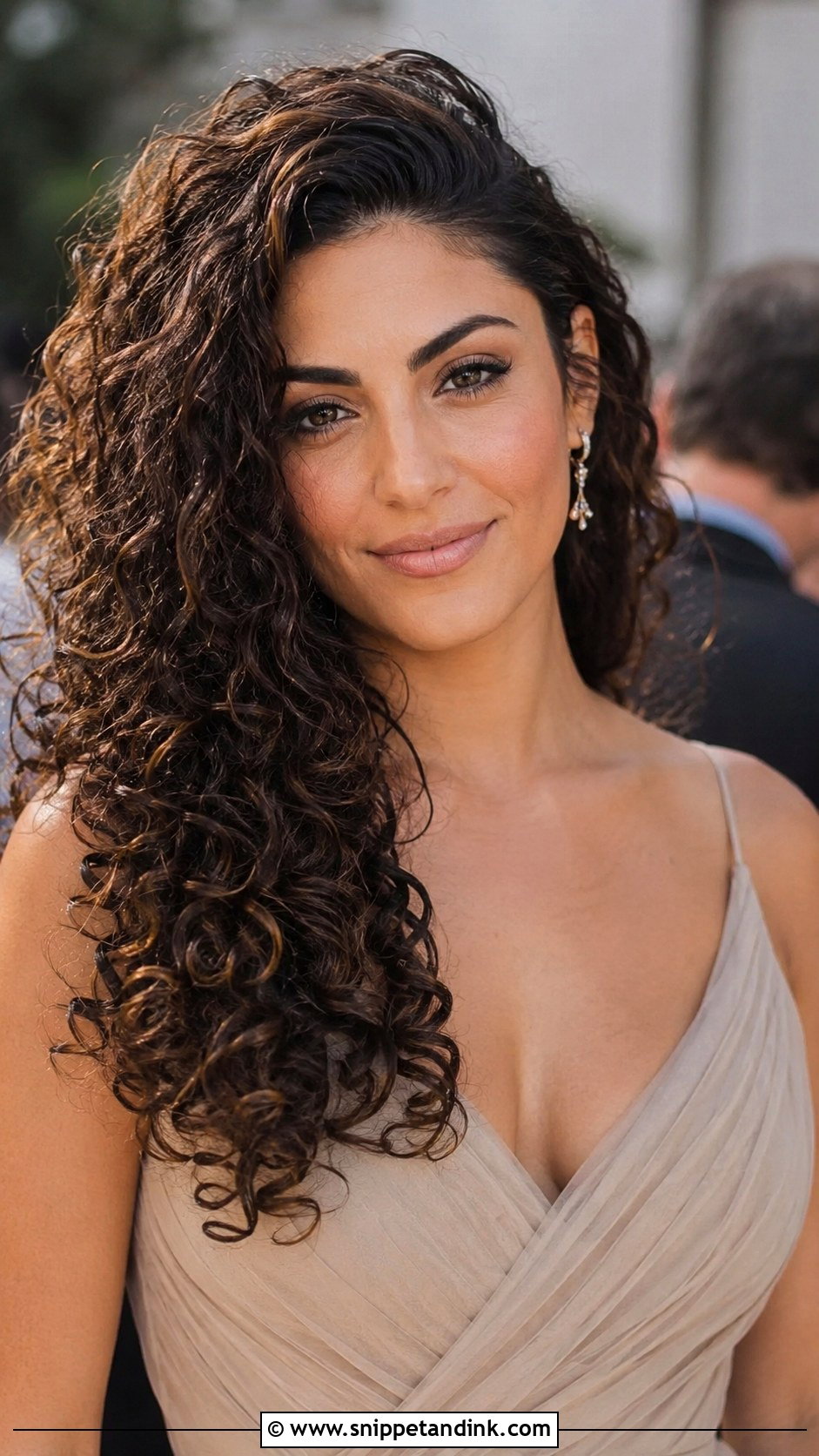 Curly Bridesmaid Hair Down With Side Part - Snippet and Ink - 20 Bridesmaid Hair Down Curly Ideas