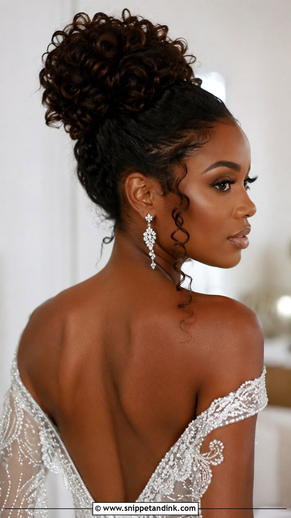 Curly Bun - Snippet and Ink - 25 Wedding Buns