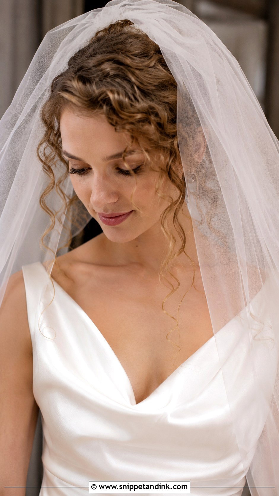 Curly Hair With Veil and Loose Curls - Snippet and Ink - 25 Long Curly Hairstyles for Wedding