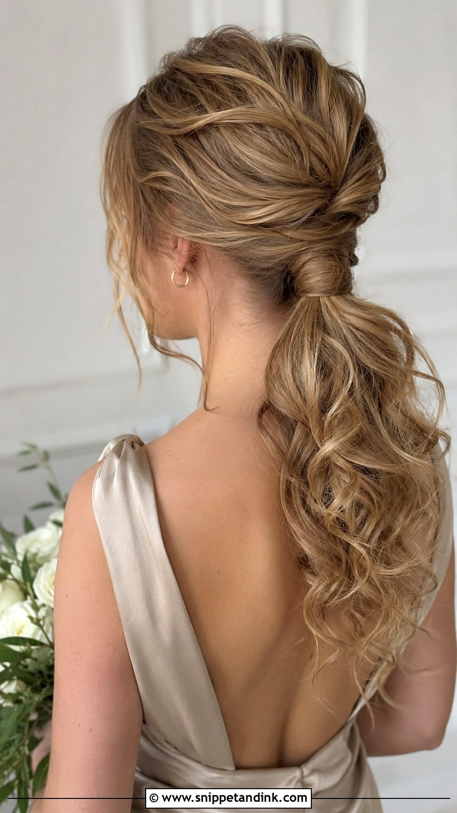 Curly Low Ponytail Bridesmaid Hair - Snippet and Ink - 20 Curly Hairstyles for Bridesmaids