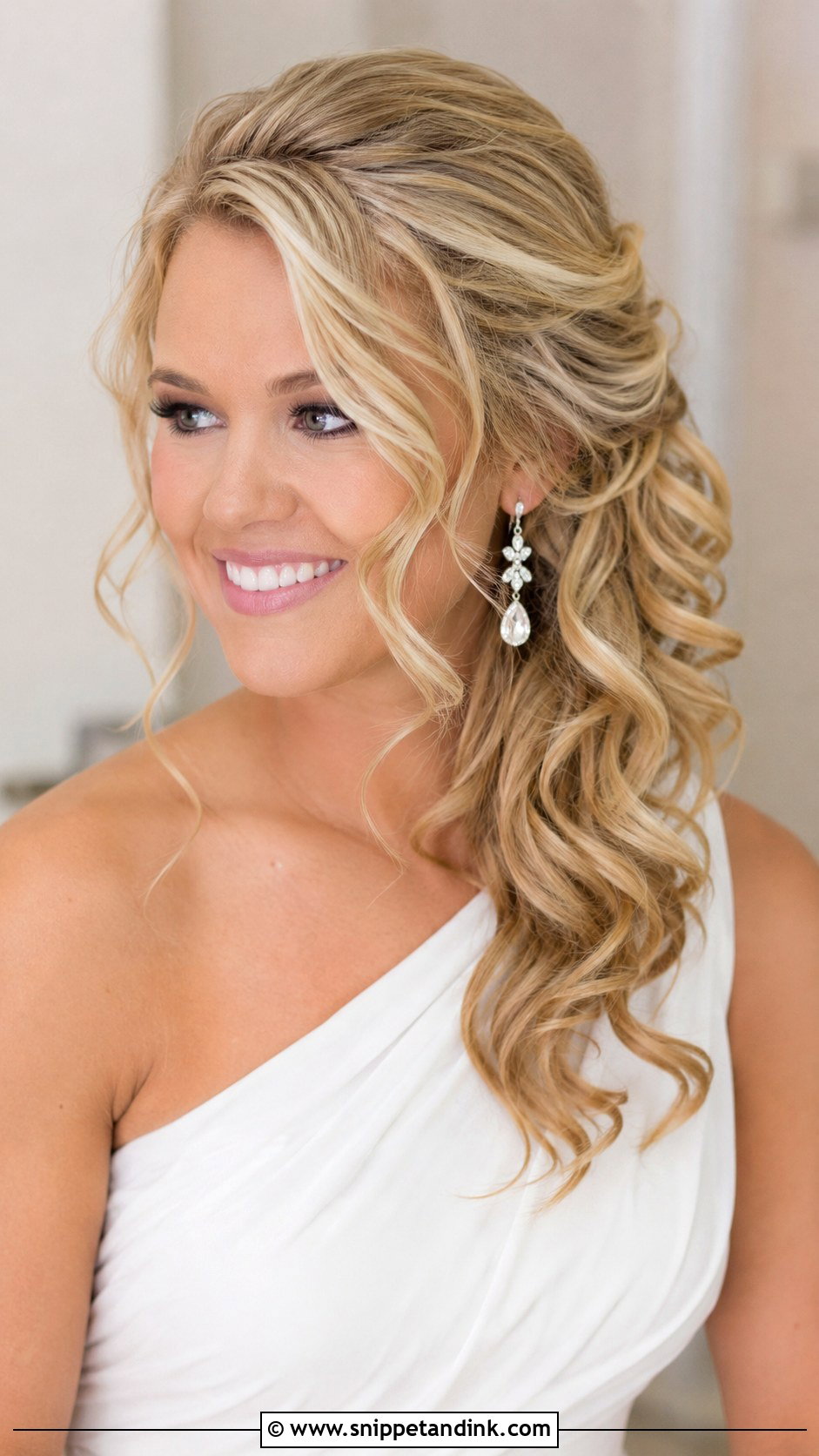 Curly Side Swept Wedding Hairstyle - Snippet and Ink - 30 Curly Hair Wedding Ideas