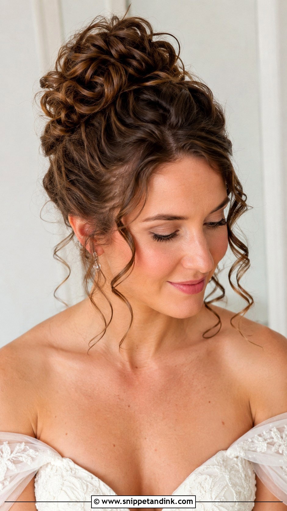 Curly Top Knot for Medium Hair Wedding - Snippet and Ink - 20 Curly Hairstyles for Medium Hair Wedding
