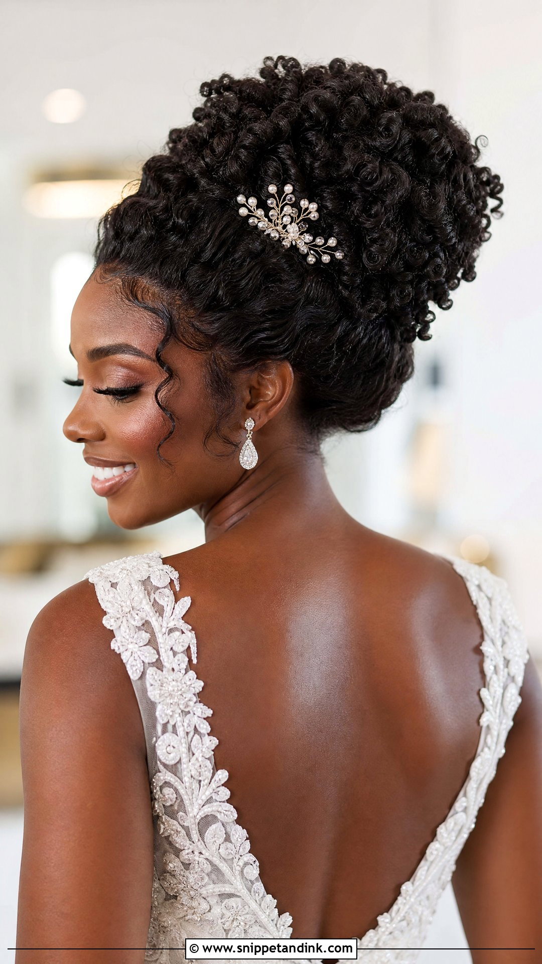 Curly Updo For Natural Hair - Snippet and Ink - 30 Brautfrisur Hochgesteckt Ideas