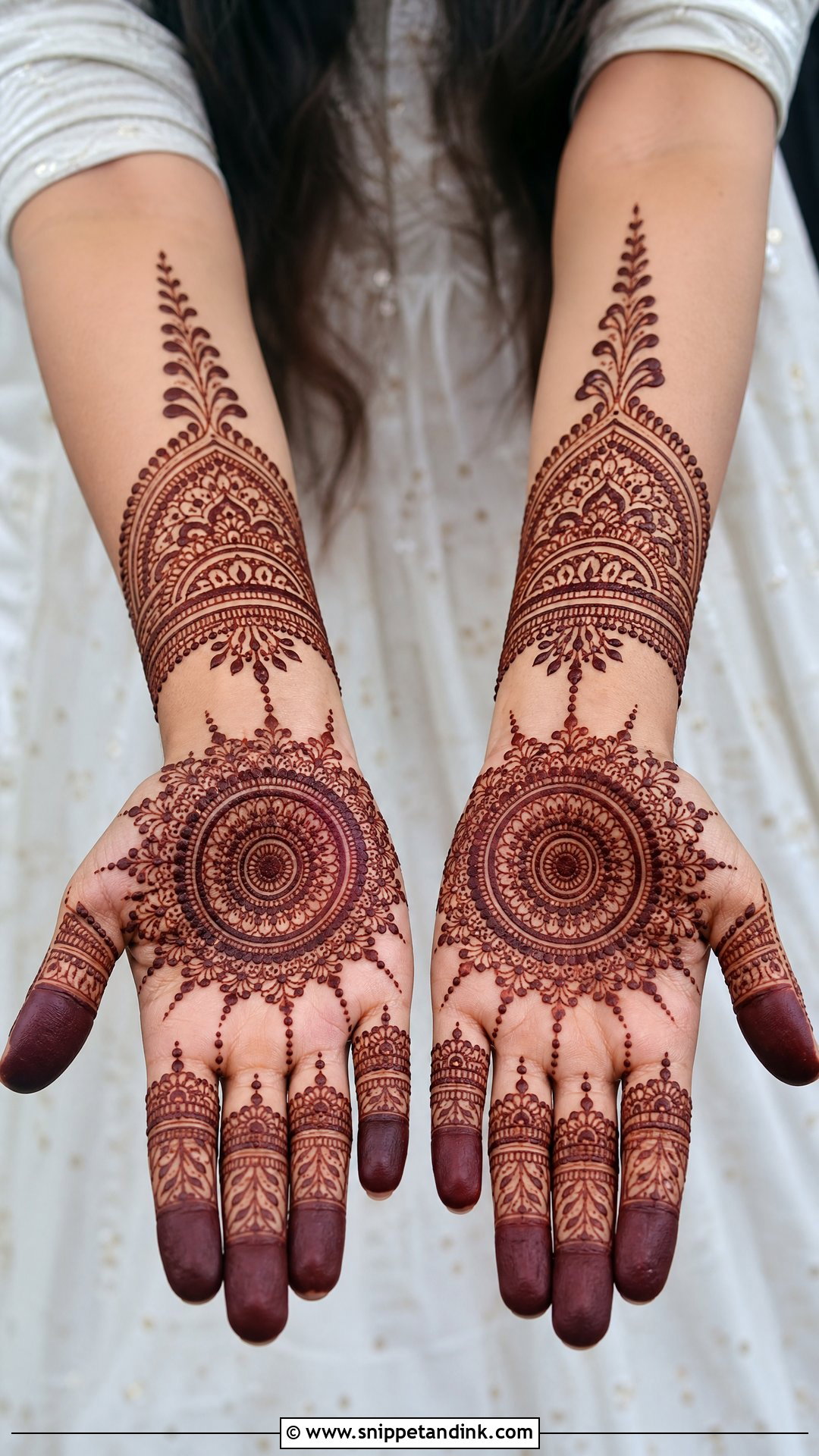 Cut Work Mandala Mehndi Design - Snippet and Ink - 30 Cut Work Mehndi Design Ideas