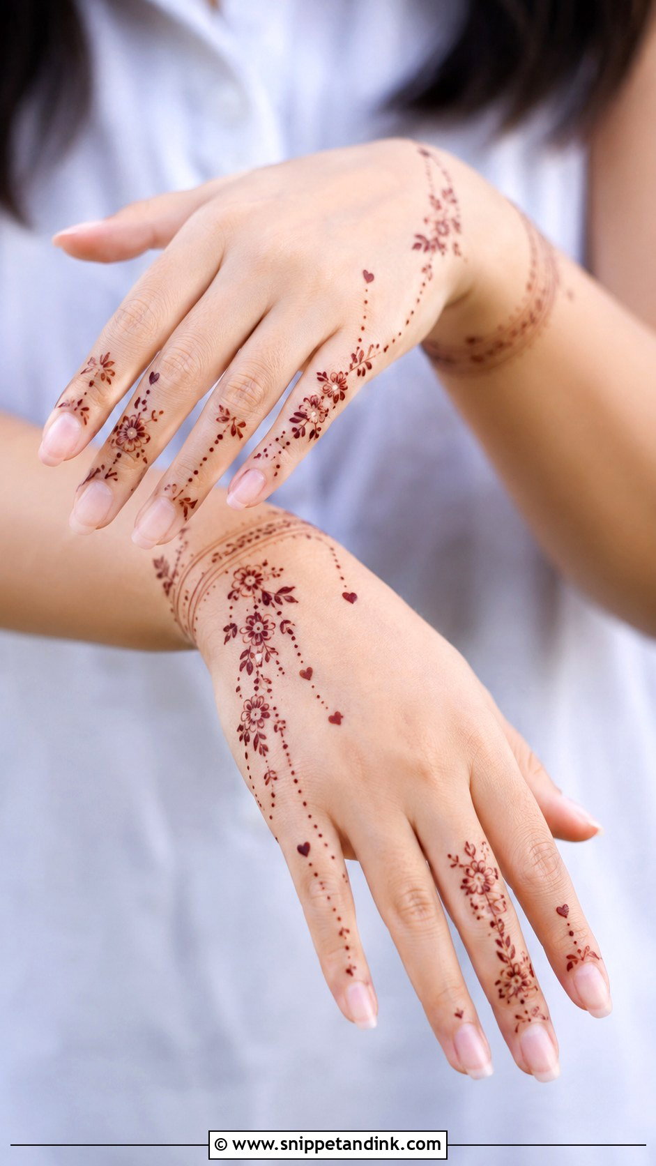 Cute Aesthetic Mehndi Design - Snippet and Ink - 35 Aesthetic Mehndi Designs