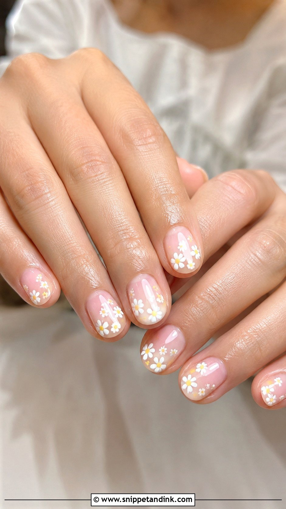 Daisy Flower Wedding Nails - Snippet and Ink - 20 Flower Wedding Nails