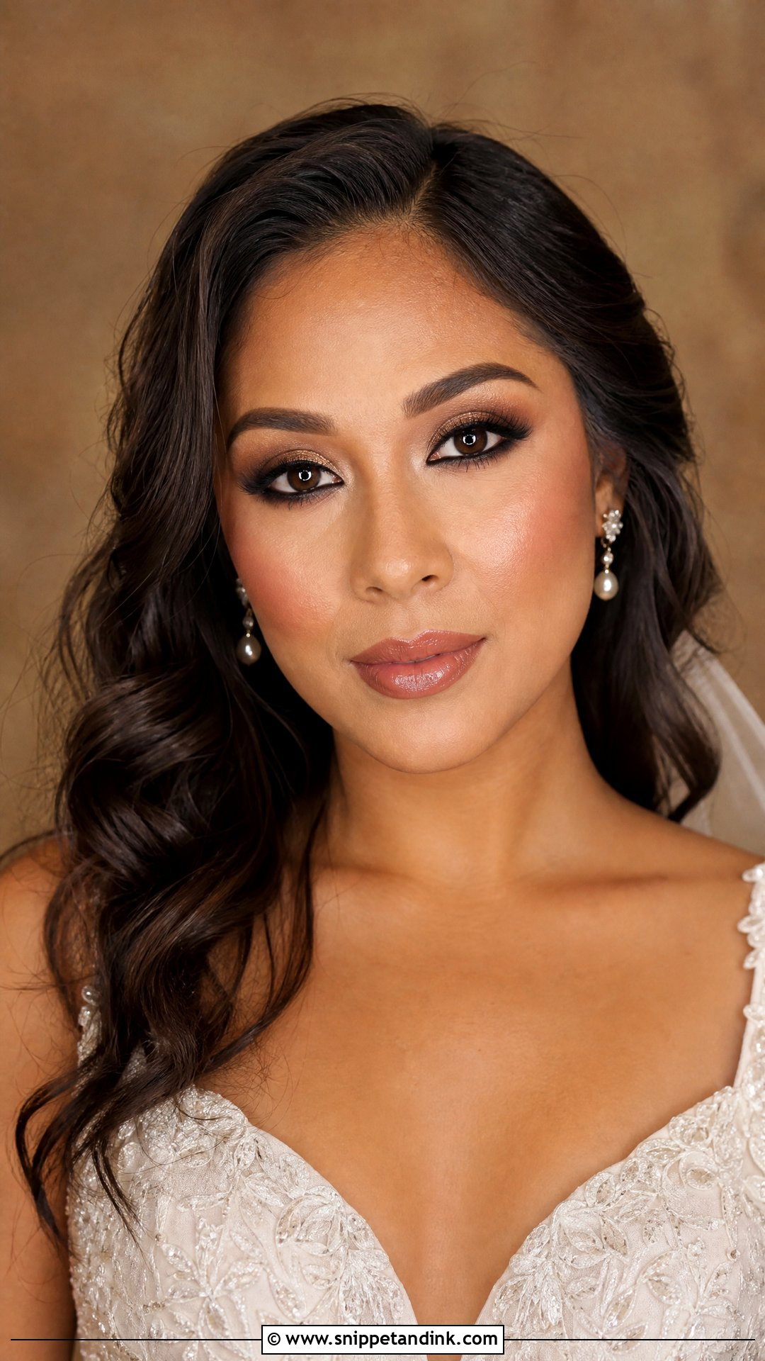 Dark Bridal Makeup With Halo Eye - Snippet and Ink - 20 Dark Bridal Makeup Ideas