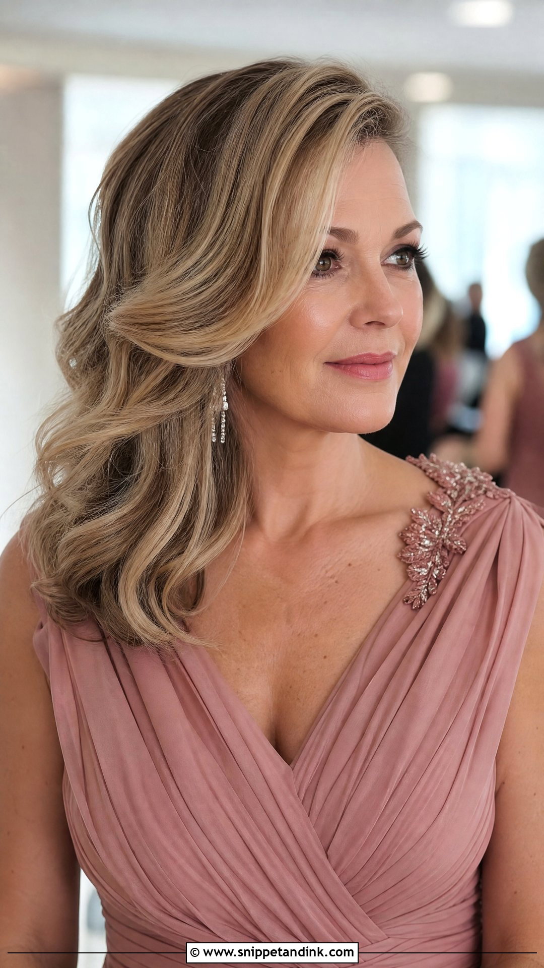 Deep Side Part for Mother of the Bride - Snippet and Ink - 20 Hair for Mother of the Bride Ideas